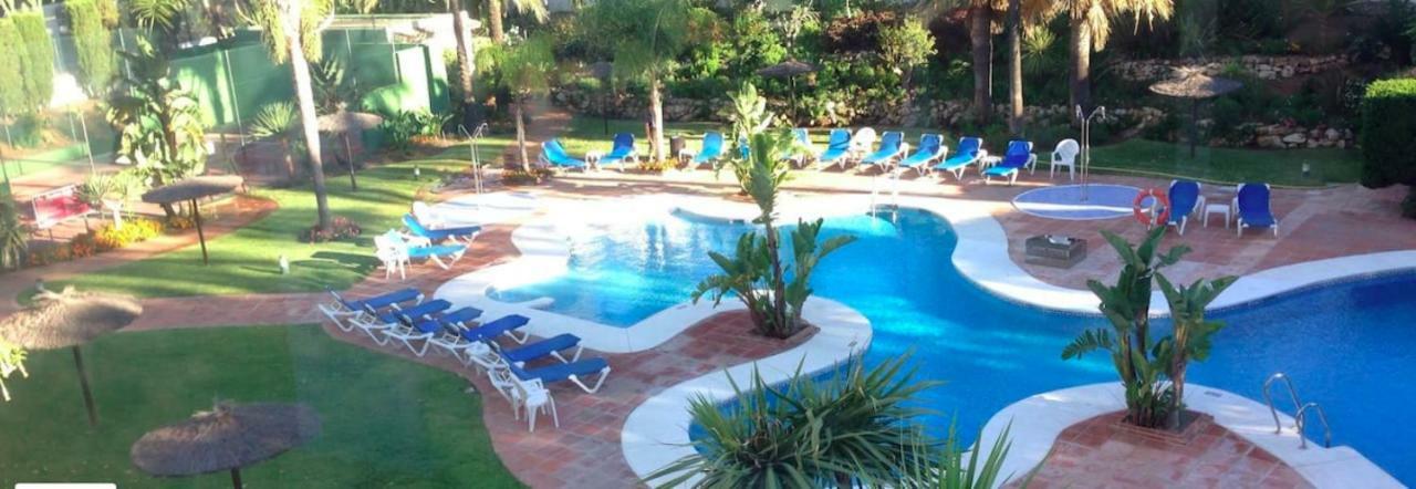マルベーリャPuerto Banus With Private Gardenアパートメント エクステリア 写真