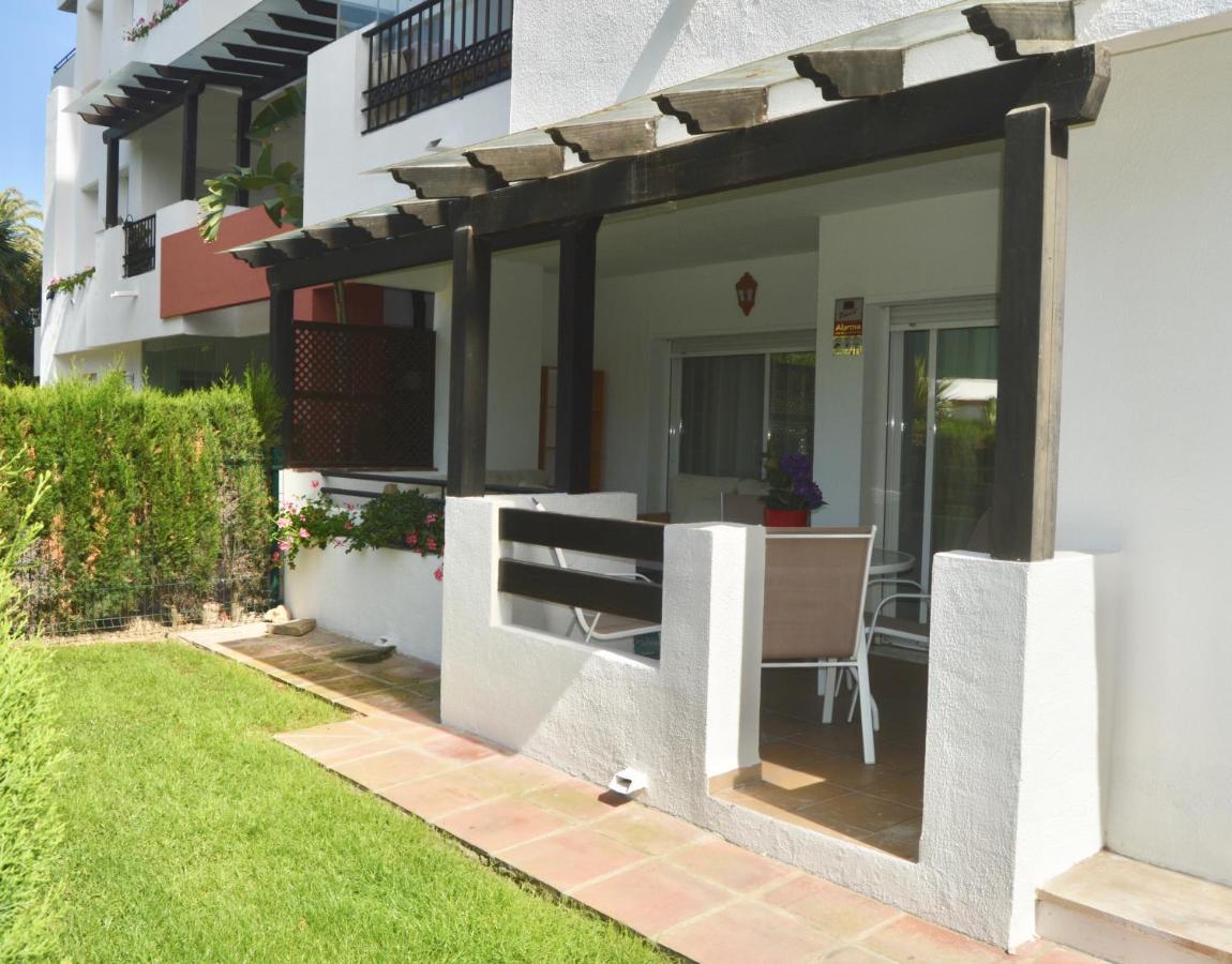 マルベーリャPuerto Banus With Private Gardenアパートメント エクステリア 写真